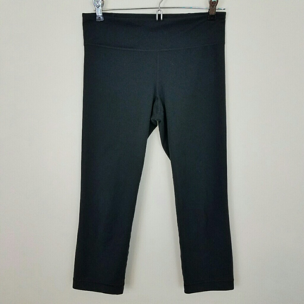 Under armour black Capri leggings size small